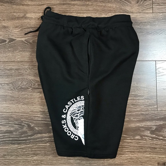 Crooks & Castles Essential Half Medusa Mens 9” Black Sweat Shorts Size Large NEW - Picture 8 of 9